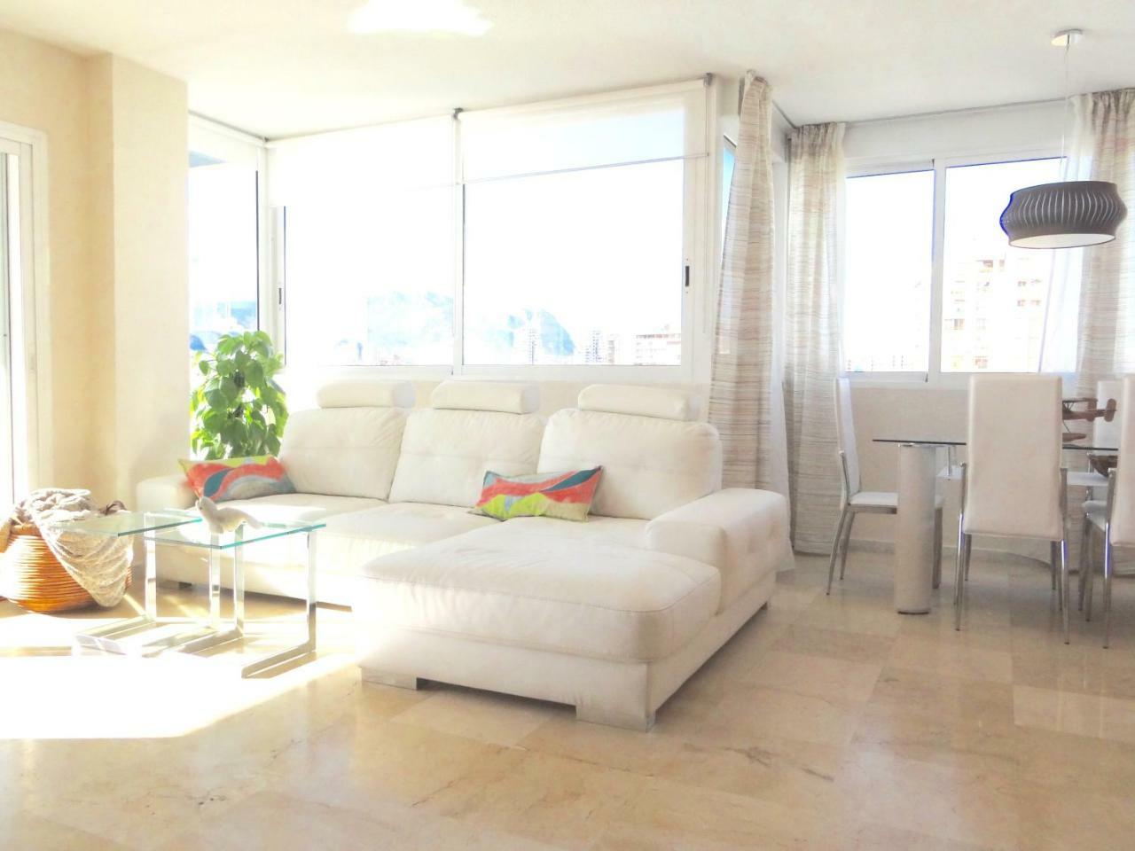 Portofino Flying Whale Apartment Benidorm Phòng bức ảnh